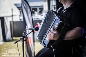 speelman Iwein met accordeon